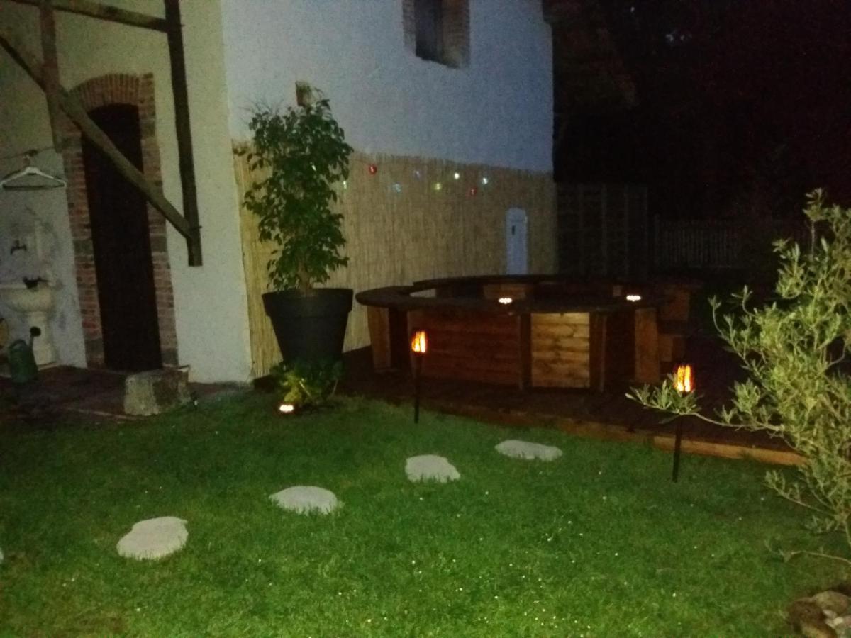 Les Eygletieres Bed & Breakfast Bourriot-Bergonce Exterior foto